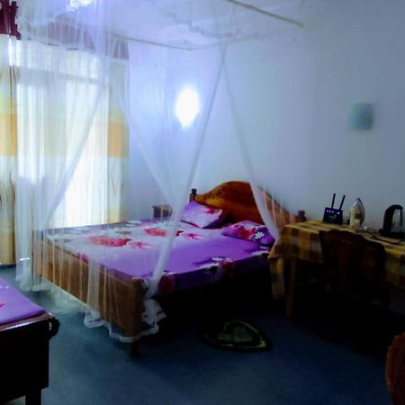 Apartamento Red Rose Ella Exterior foto