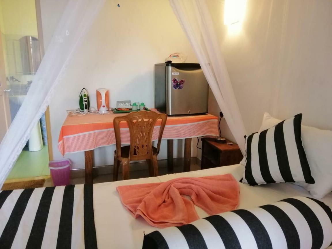 Apartamento Red Rose Ella Exterior foto